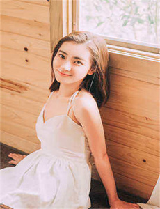 欧美大妈和小鲜肉